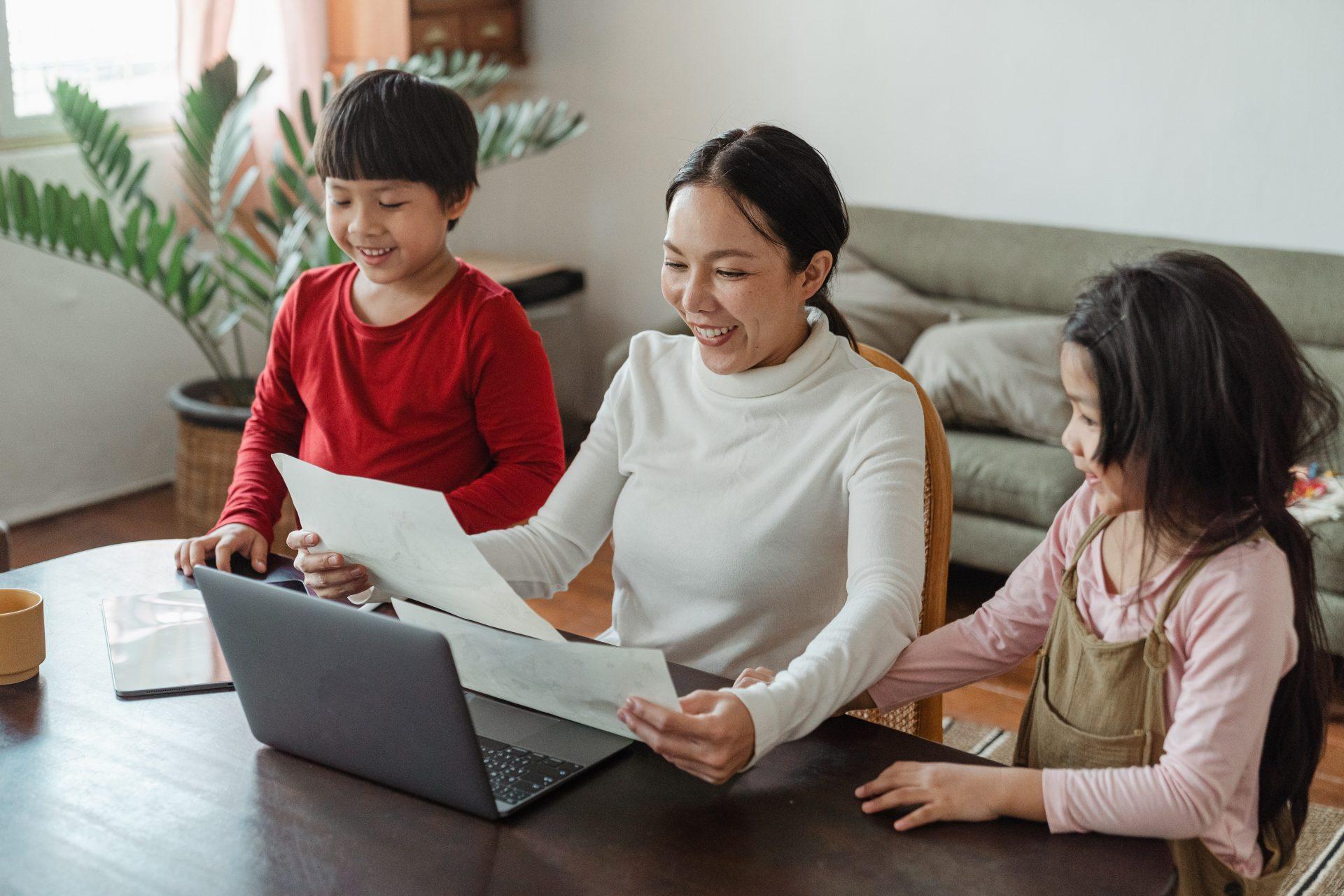 asian mother ang her kids